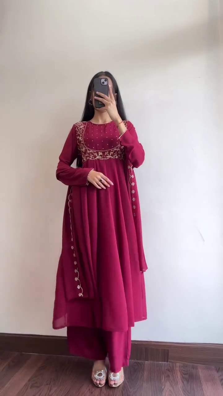 “Bloom in Elegance: Floral Sequinned Kurta Set with Palazzos & Dupatta”