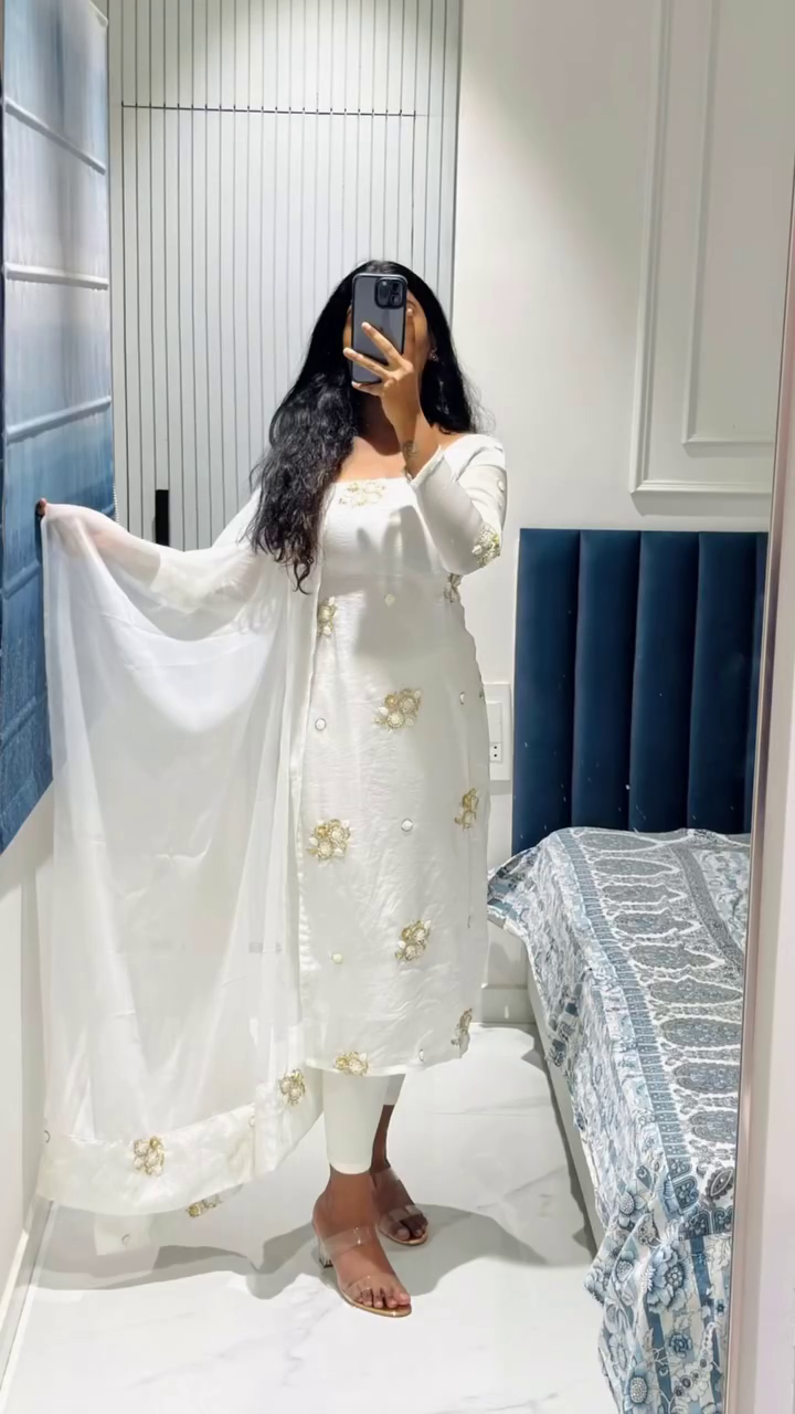 “Timeless Elegance: White Butta Embroidered Kurti Set”