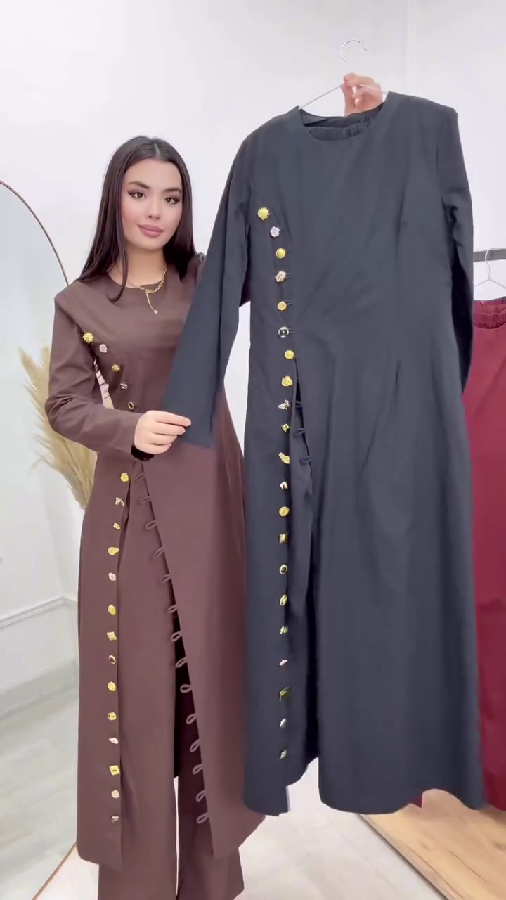 🤎 Timeless Grace: Button-Detail Elegant Maxi Ensemble