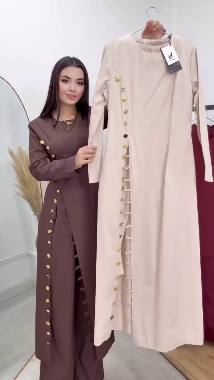 🤎 Timeless Grace: Button-Detail Elegant Maxi Ensemble