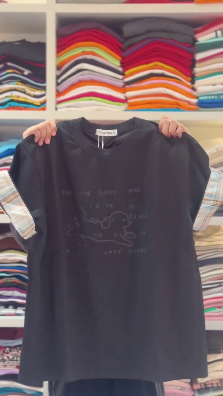 🐶 Playful & Cozy: Graphic Puppy Everyday Tee