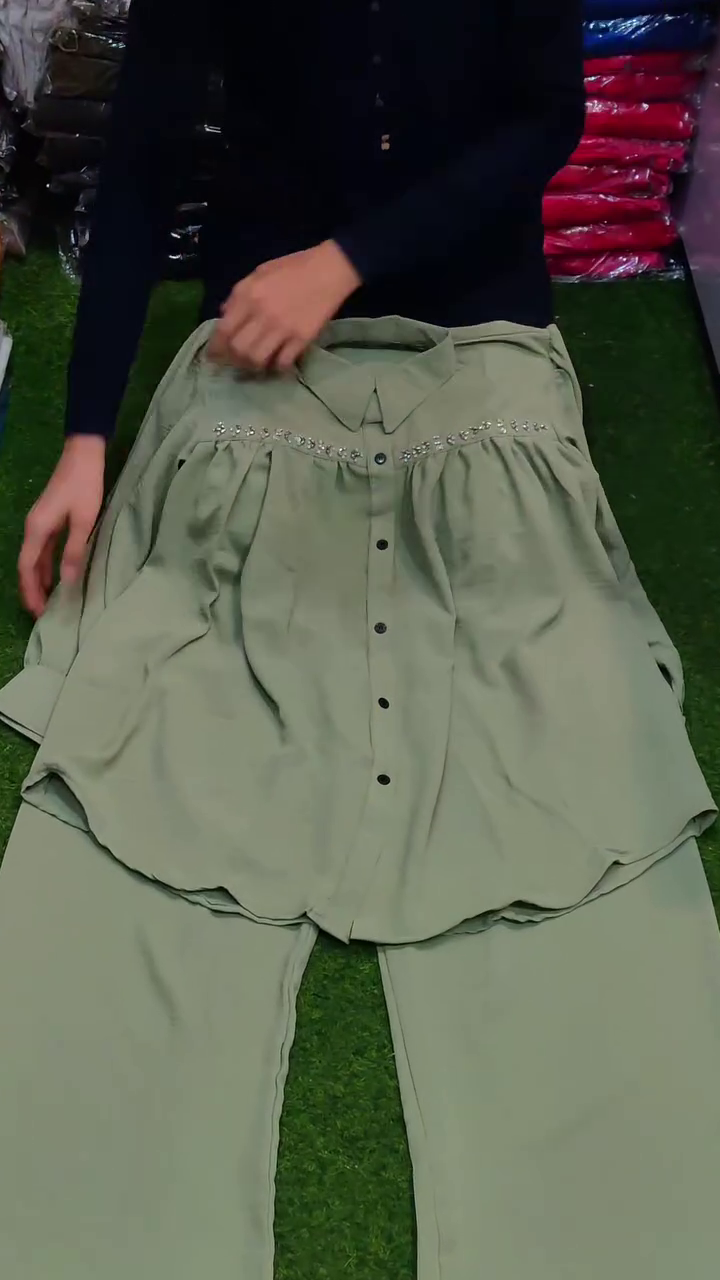 Fresh & Contemporary – Green Women’s Coordinated Set