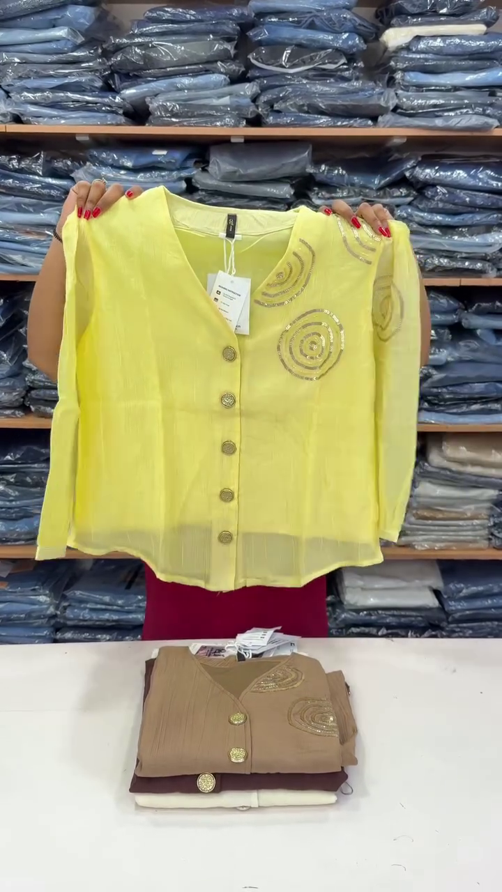 Chic & Feminine – Pink Embroidered Button-Down Top
