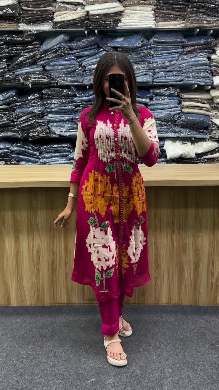 Elegant Black & White Floral Ethnic Kurta Set – Timeless Style Meets Comfort