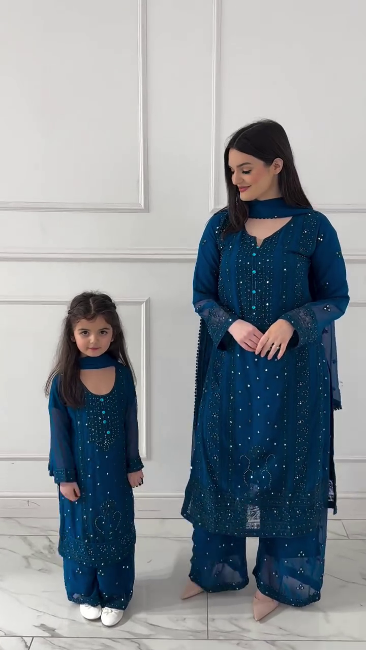 Elegant Chiffon Mummy & Me Outfits – Perfectly Matching Styles for Moms and Kids