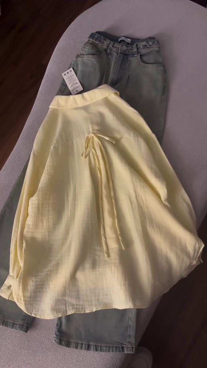“Sunny Casual: Styling a Yellow Button-Up Shirt with Light-Wash Denim”