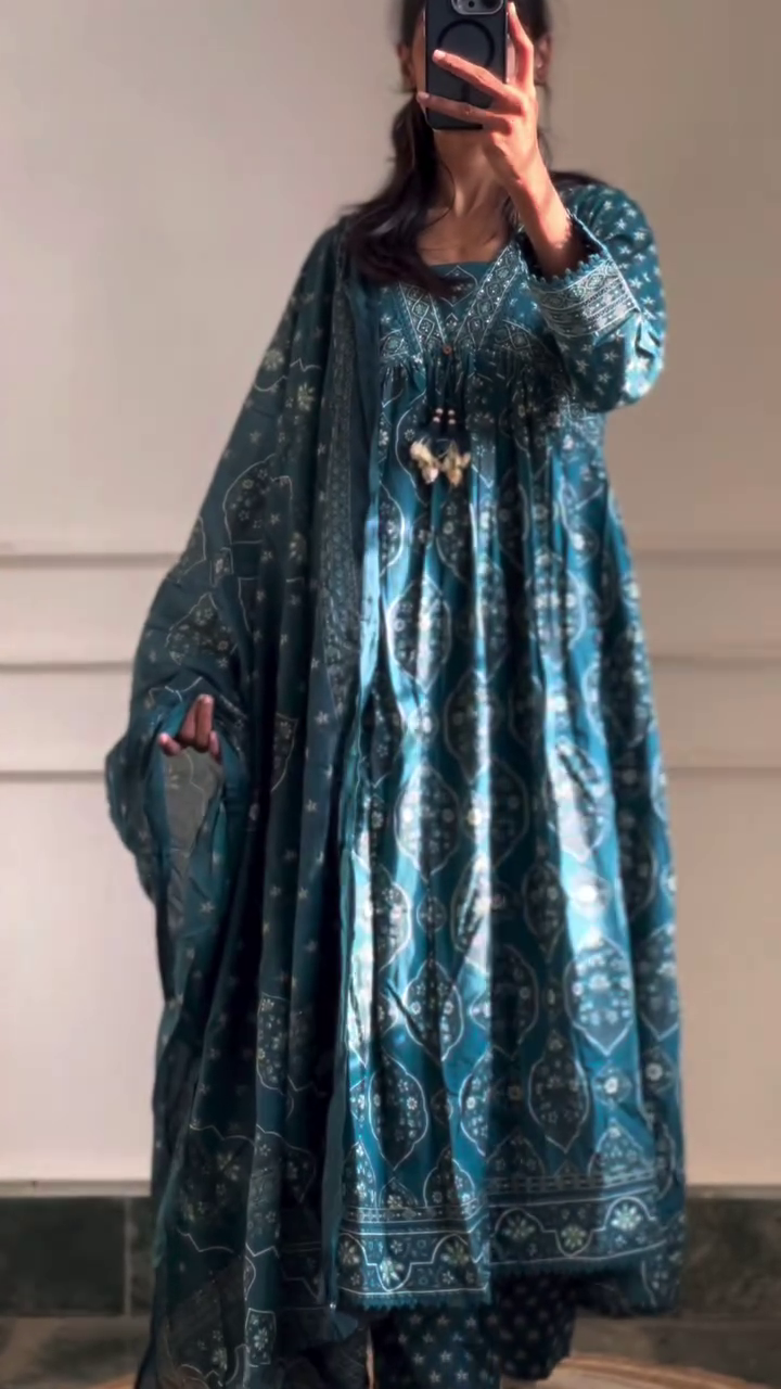 “Classic Comfort: Styling a Blue Printed Cotton Kurta Set”