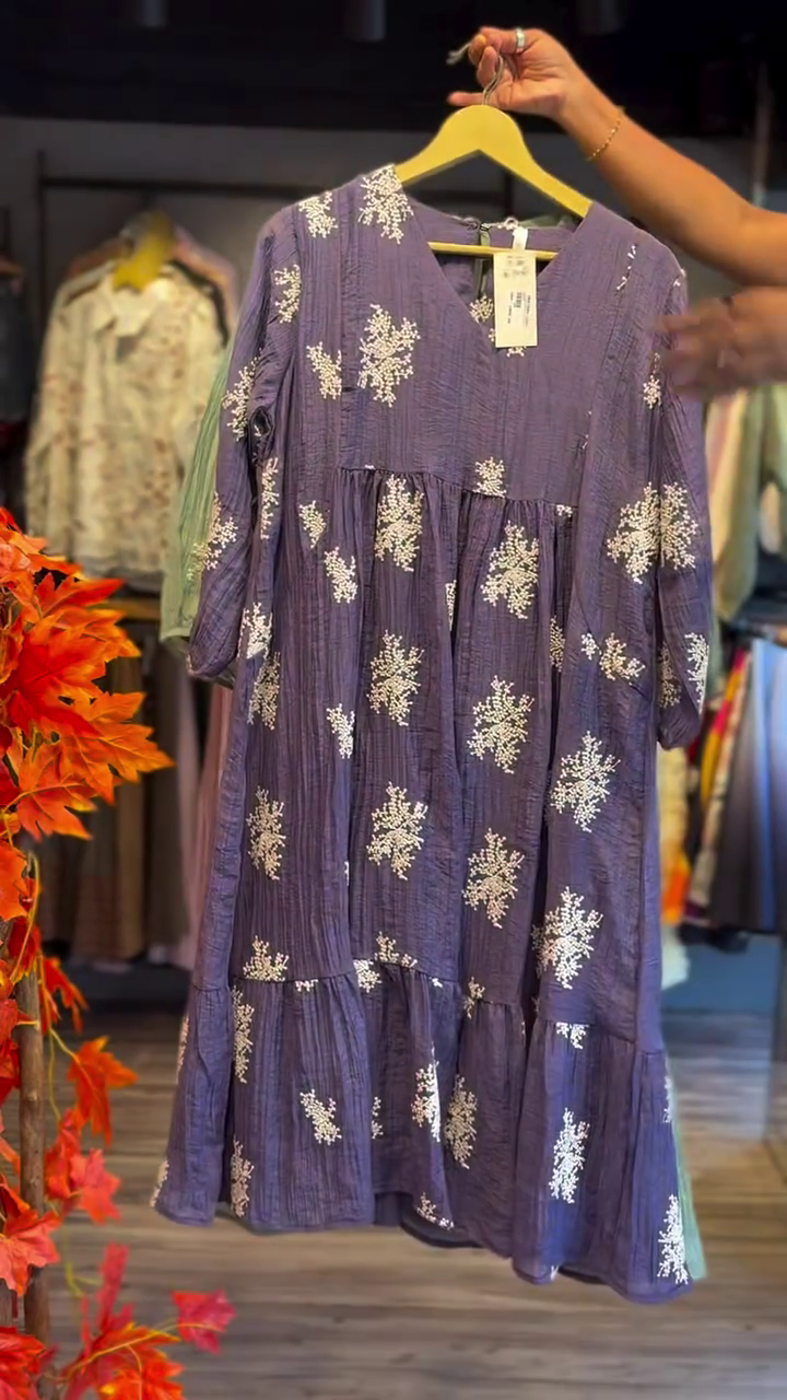 “Elegant Tradition: Green Embroidered Kurta”