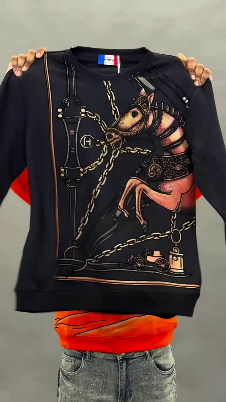 Unleash the Beast: Bold Tiger Graphic Sweatshirt for Fearless Style 🐯🔥
