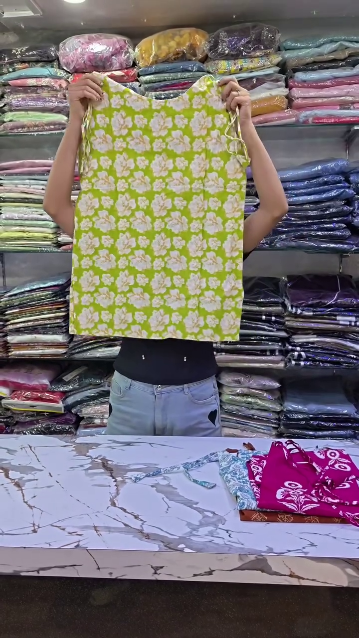 Fresh Floral Vibes: Lime Green Printed Top for Effortless Summer Style 🌸💚