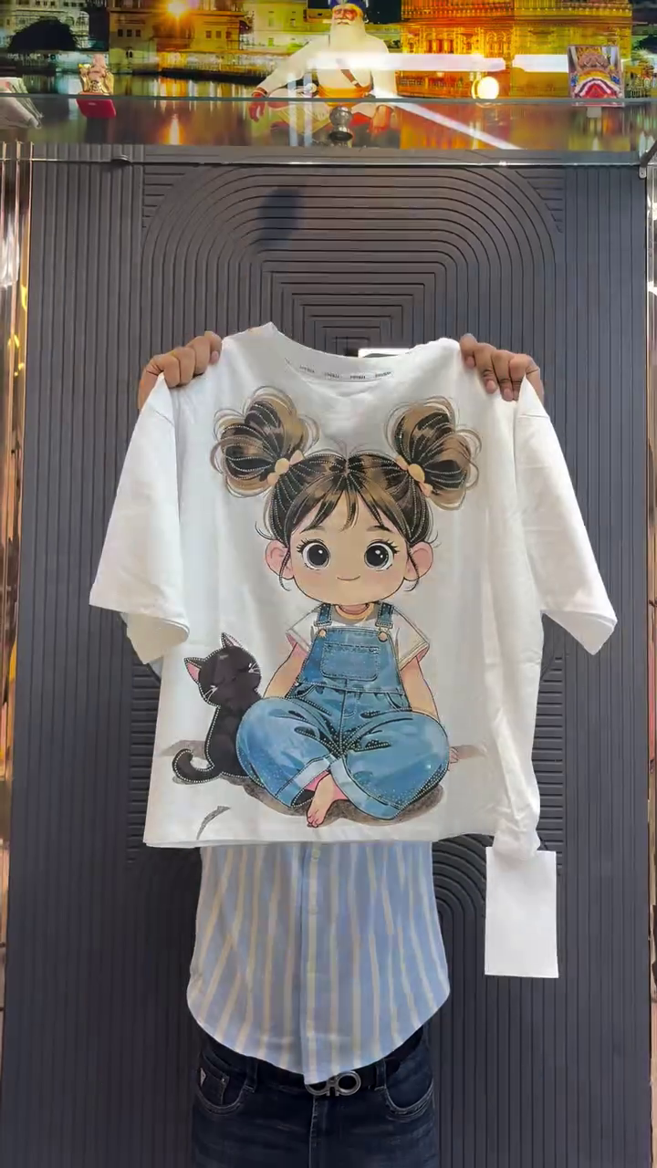 Cute & Comfy Everyday Style: Pink Oversized T-Shirt for Girls with Cartoon Girl & Cat Graphic