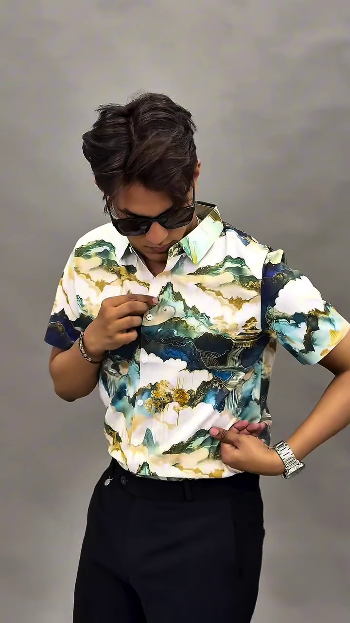 Art-Inspired Street Style: Japanese-Inspired Print Short-Sleeve Button-Down Shirt