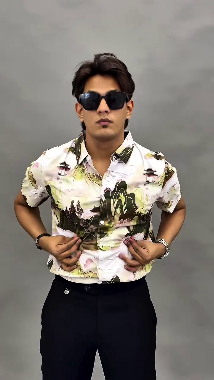 Art-Inspired Street Style: Japanese-Inspired Print Short-Sleeve Button-Down Shirt