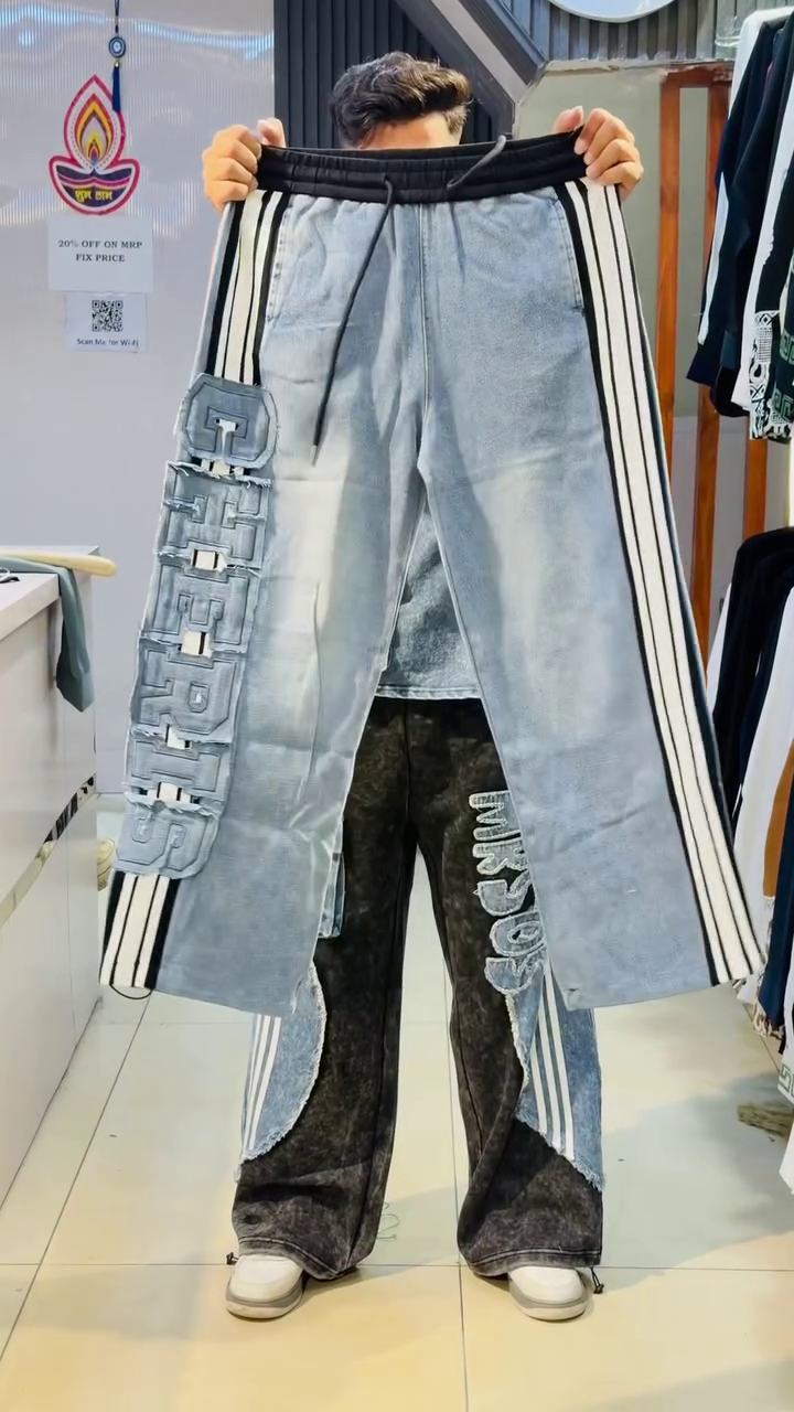 Baggy Wide-Leg Dark Wash Denim Jeans with Patchwork & Side Stripes – Streetwear Statement