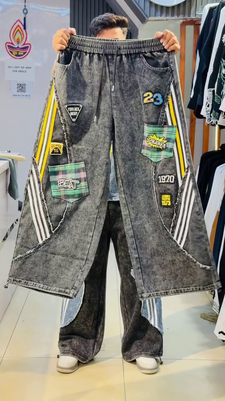 Baggy Wide-Leg Dark Wash Denim Jeans with Patchwork & Side Stripes – Streetwear Statement