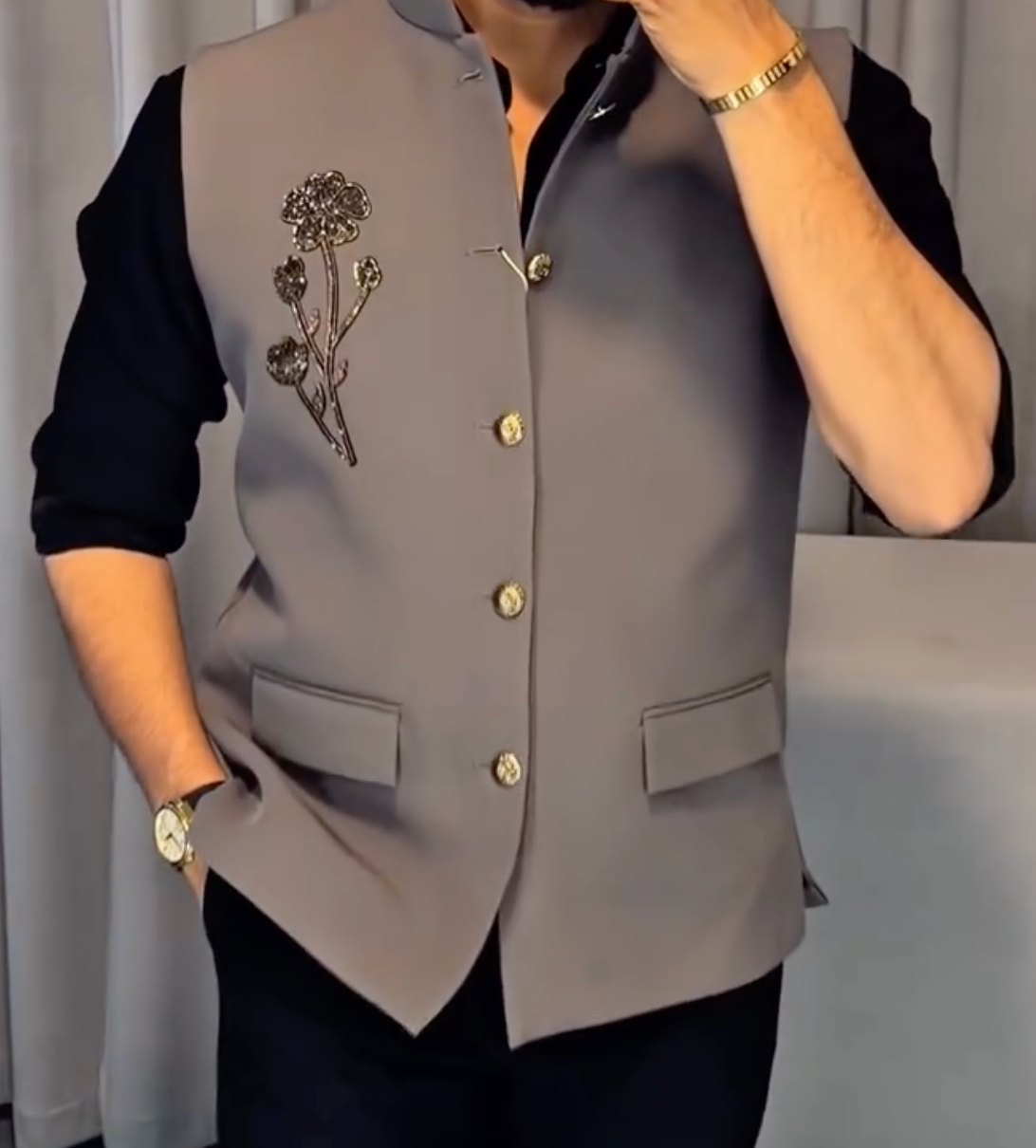 ✨ Steal the Spotlight with This Sleeveless Designer Jacket @ Just ₹99! ✨