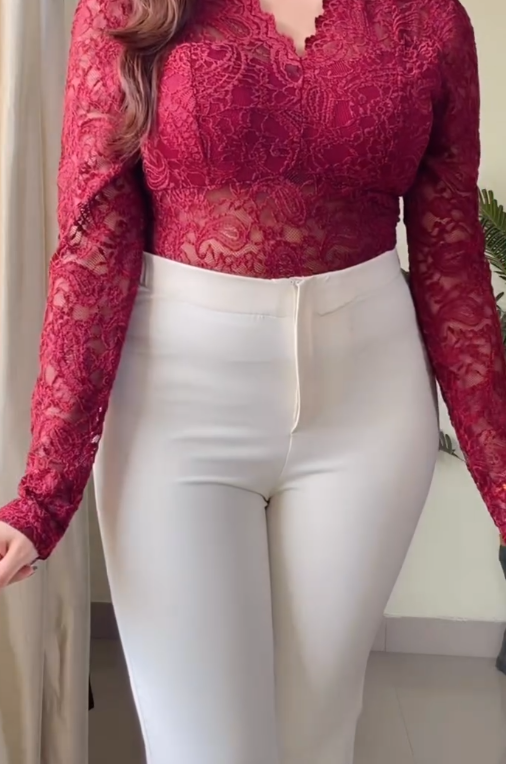 Sculpted Elegance – High-Waisted Flared Trousers in White & Apricot at Just ₹149!