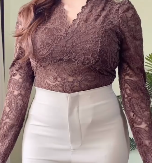 Sculpted Elegance – High-Waisted Flared Trousers in White & Apricot at Just ₹149!