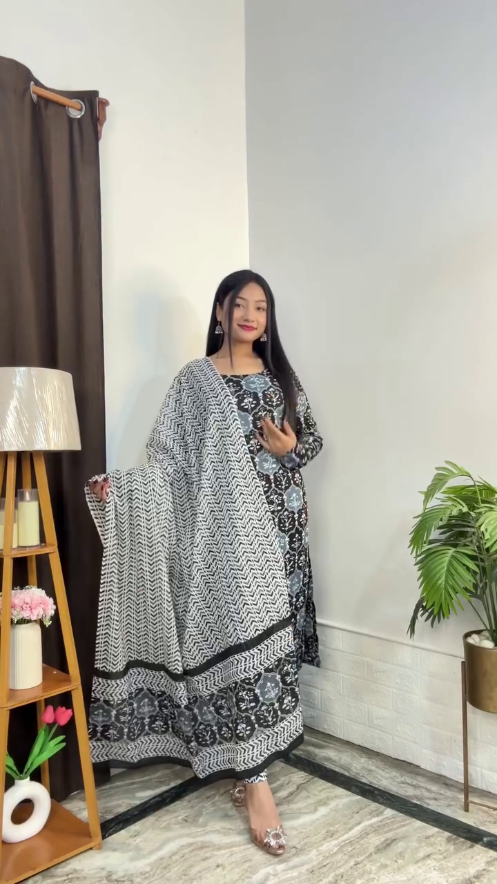 Grace in Every Thread – Elegant Ink Printed Cotton Kurta Set with Dupatta at Just ₹149!