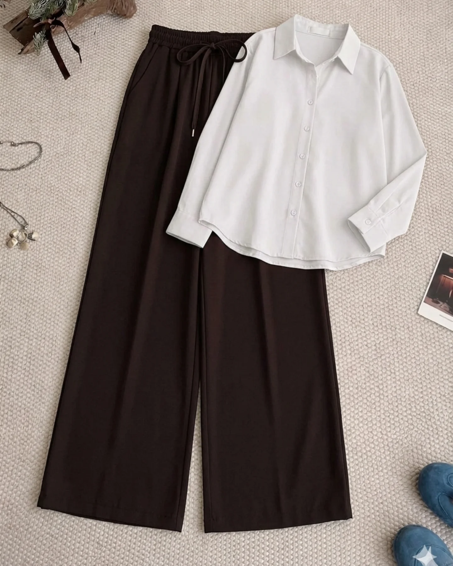Trendy  Button-Down Shirt with  Wide Leg Denim Jeans – Chic Korean Style Casual Outfit for Women