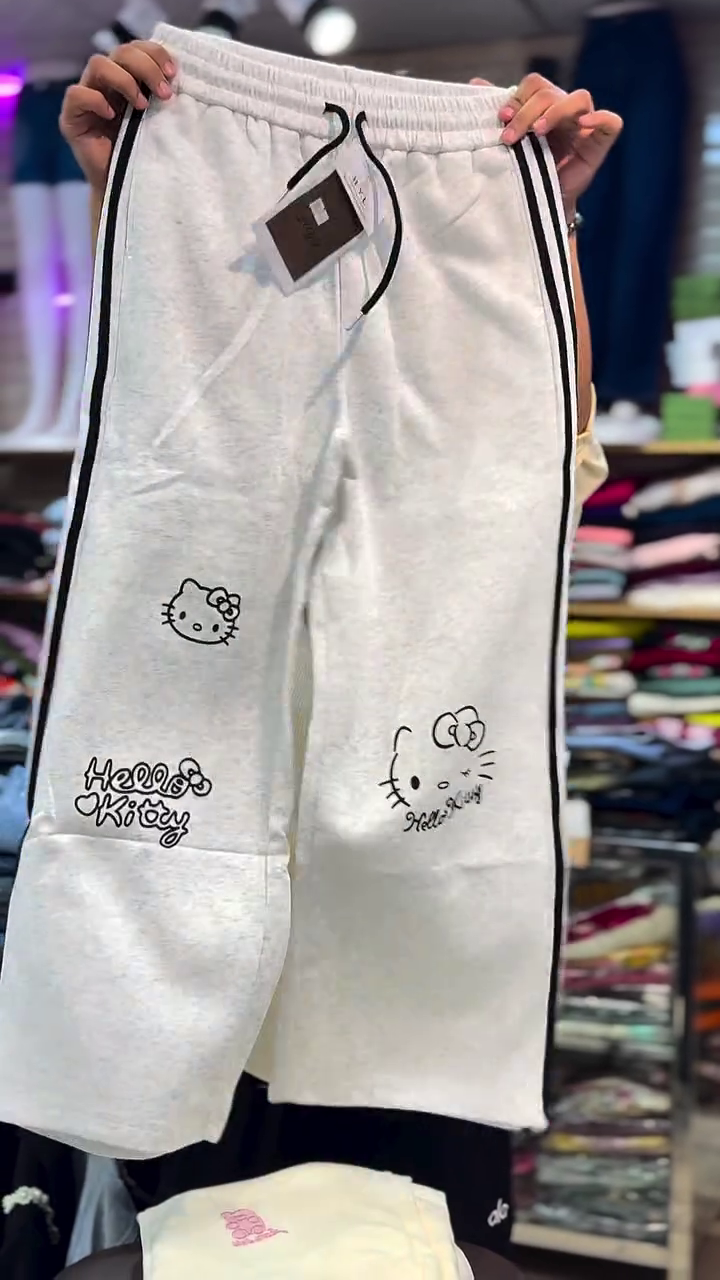 Trendy Wide Leg Sweatpants for Women – Cute Streetwear Lounge Pants with Cartoon Print