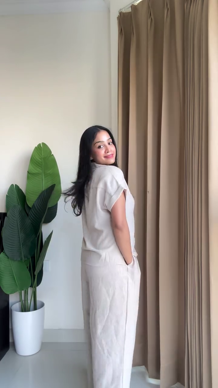 Elegant Co-Ord Linen Set – Minimal Style with Maximum Comfort