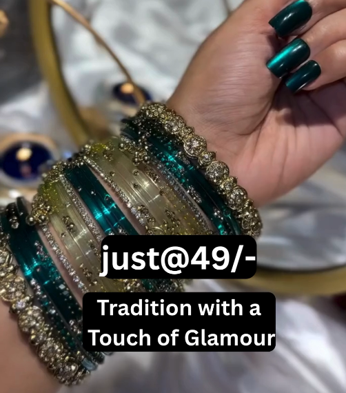 Emerald Elegance Bangles Set