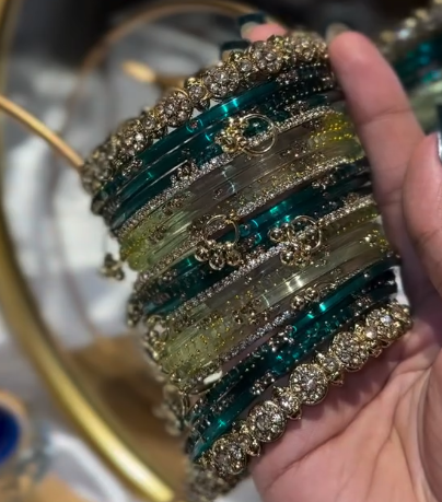 Emerald Elegance Bangles Set