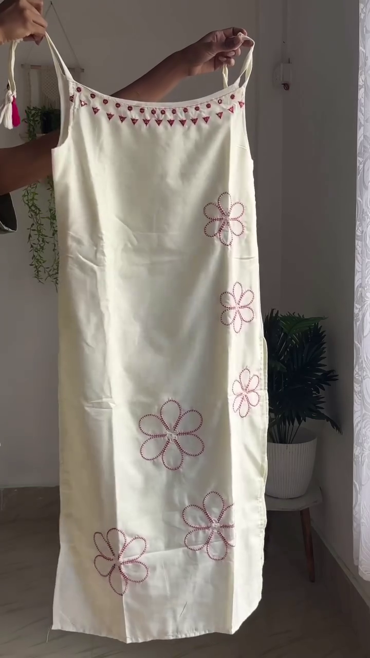 Elegant Floral Embroidered Cotton Kurta Set