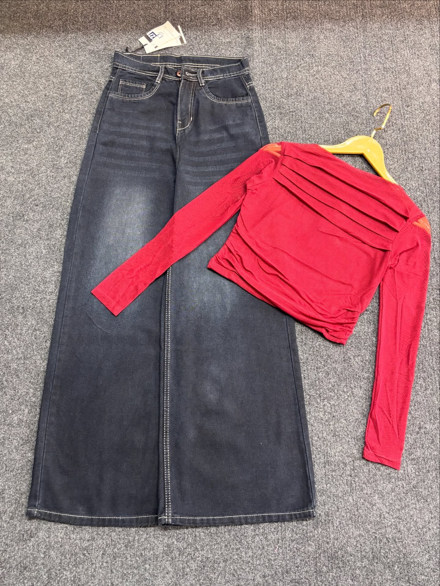 Women's High-Waist Wide Leg Jeans with Stylish Ruched Mesh Crop Top
