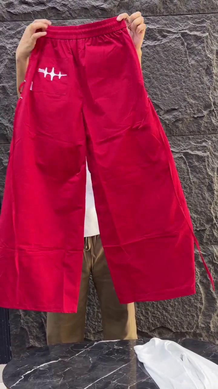 Trendy Full Sleeve Top & Wide-Leg Cargo Pants Co-Ord Set
