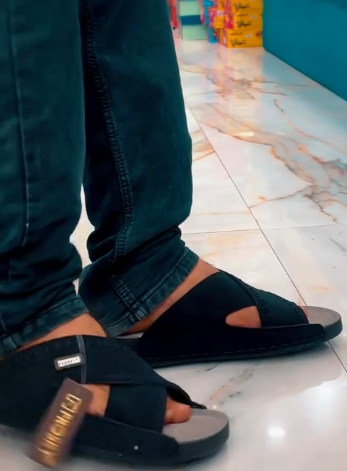 Premium Men's Comfort Sandals – Stylish Everyday Casual Slippers