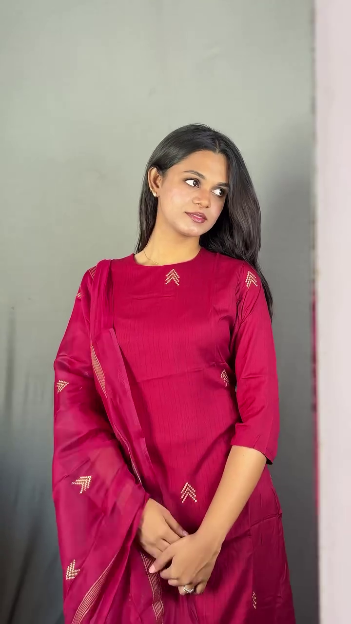 Elegant Maroon Cotton Kurta Set with Dupatta – Traditional Ethnic Wear for Women | Festive & Casual Stylish Suit