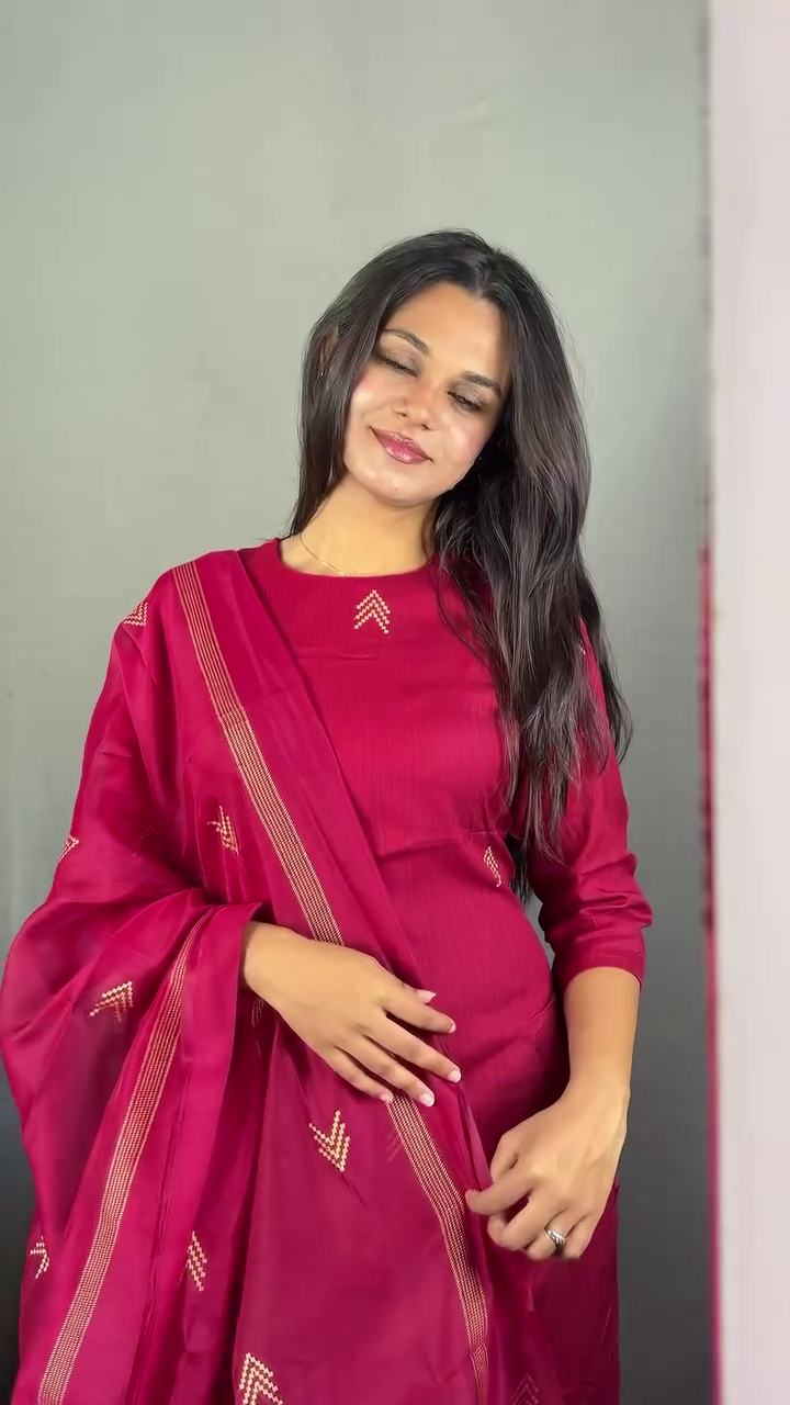 Elegant Maroon Cotton Kurta Set with Dupatta – Traditional Ethnic Wear for Women | Festive & Casual Stylish Suit