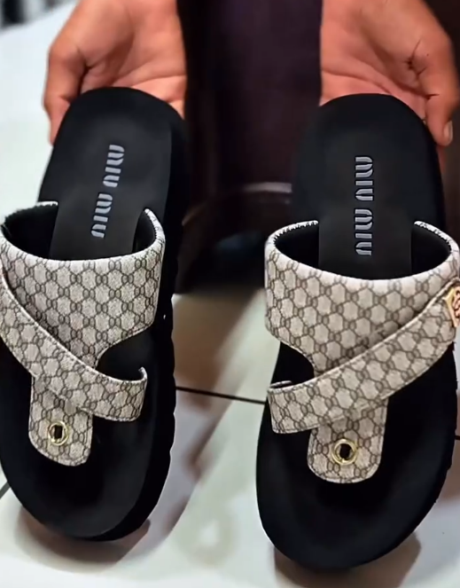 Luxury Designer Double Strap Platform Slides for Men & Women – Comfortable Casual Fashion Slippers