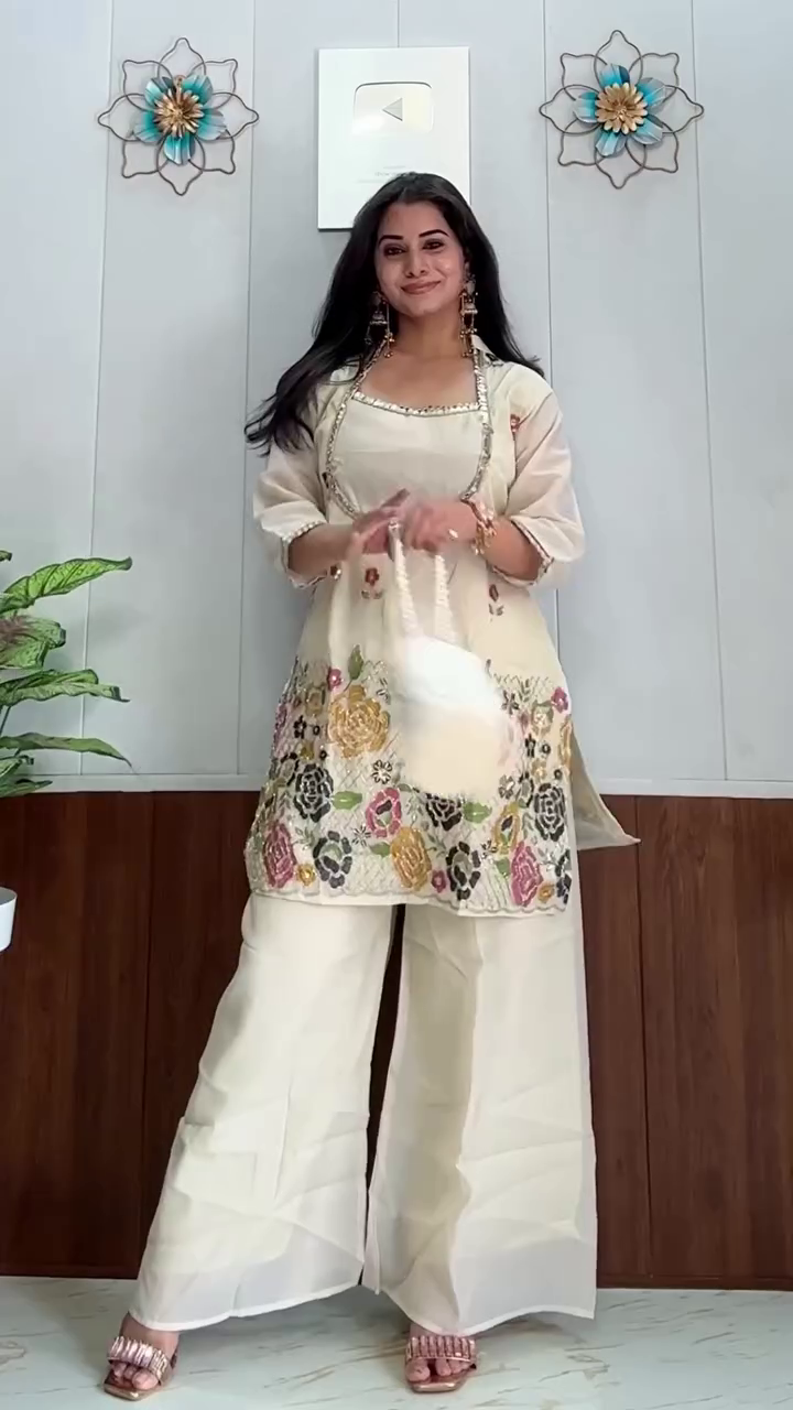 Elegant Floral Embroidered Cotton Kurta Palazzo Set with Potli Bag – Premium Ethnic Wear for Women