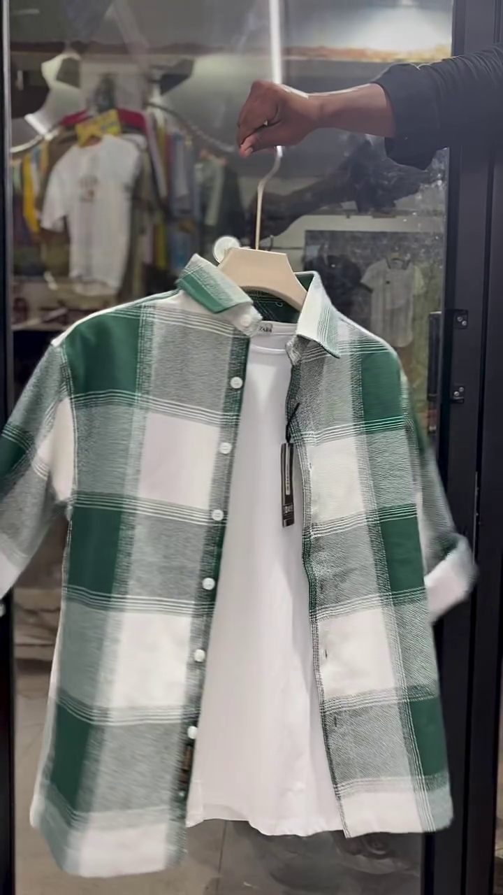 Men’s Peach Checked Overshirt Jacket with White T-Shirt – Stylish Casual Layering Shirt for Everyday & Smart-Casual Wear