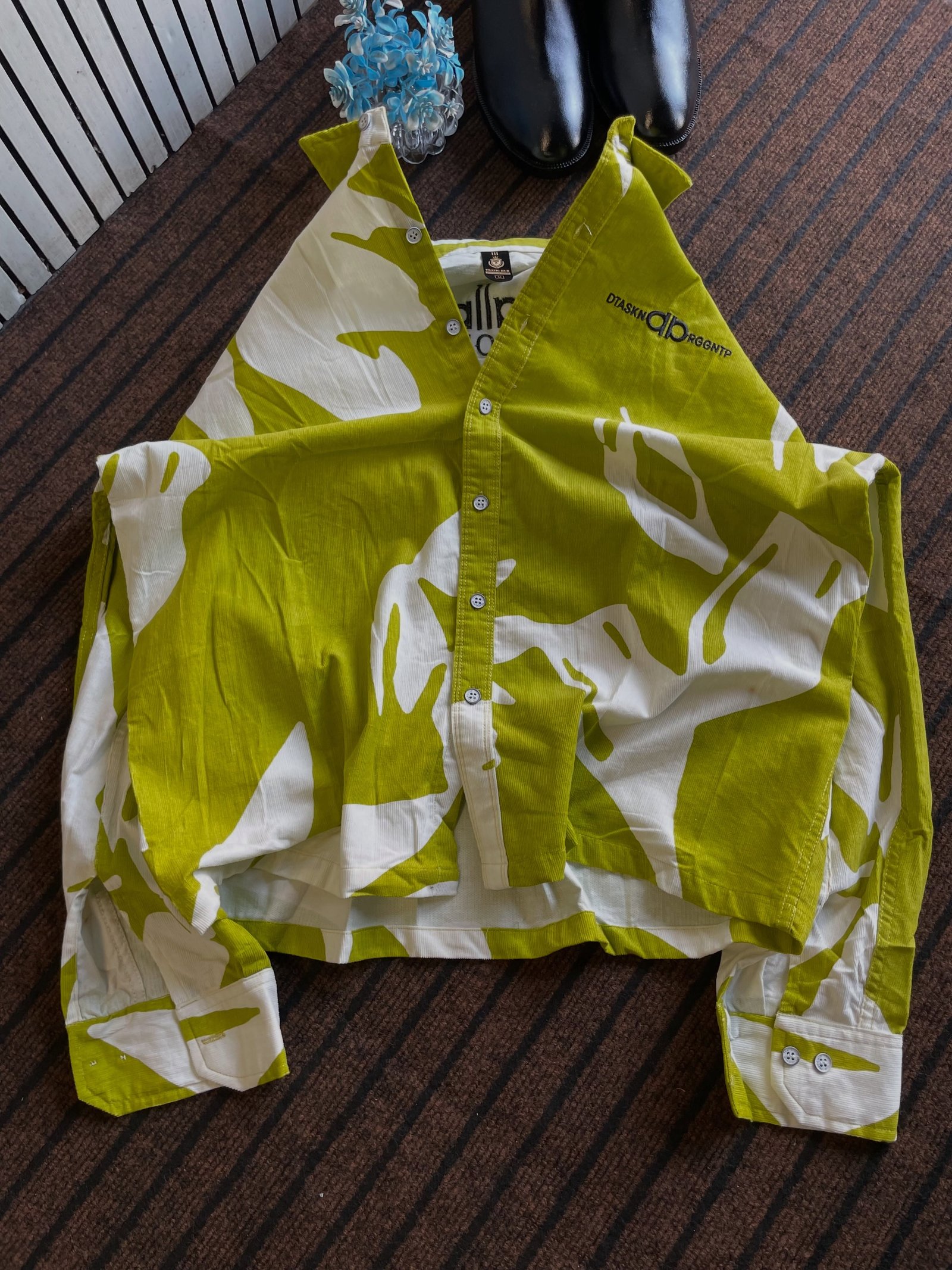 Trendy  Printed Men’s Shirt – Stylish Casual Streetwear for a Modern Look
